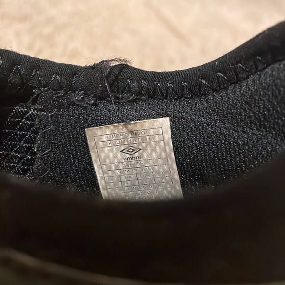 Umbro Soccer Cleats - Picture 6 of 6